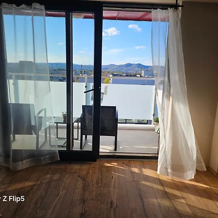 Hollywood Apartman *