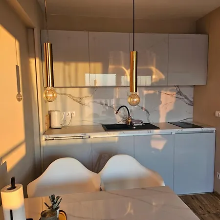 Apartman Hollywood